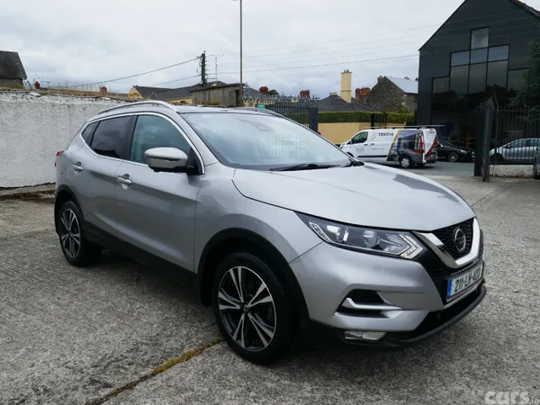 Nissan Qashqai MPV, Diesel, 2021, Grey