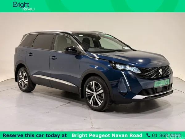 Peugeot 5008 MPV, Petrol, 2023, Blue