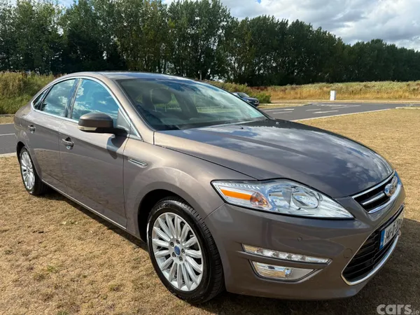 Ford Mondeo Hatchback, Diesel, 2014, Grey