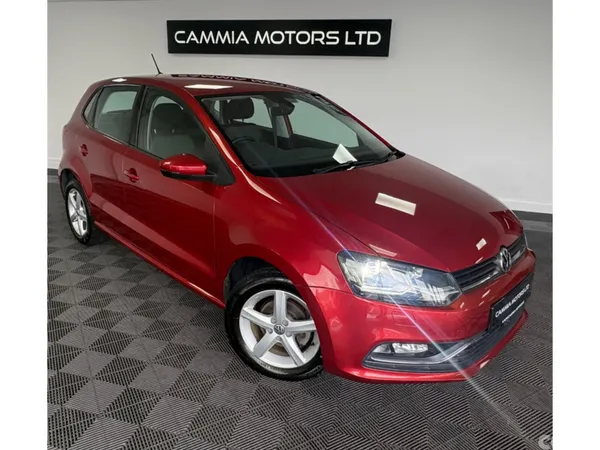 Volkswagen Polo Hatchback, Petrol, 2015, Orange