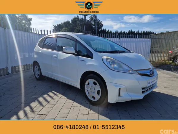 Honda Fit Hatchback, Petrol Hybrid, 2013, White