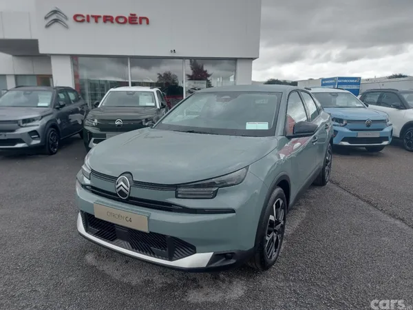 Citroen C4 Saloon, Petrol Hybrid, 2027, Green