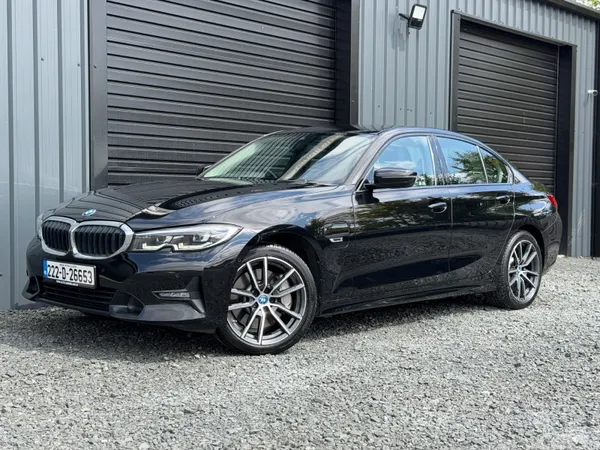 BMW 3-Series Saloon, Petrol Hybrid, 2022, Black