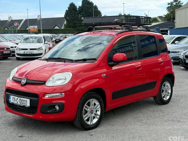 Fiat 500 Hatchback, Petrol, 2017, Red