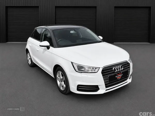 Audi A1 , Petrol, 2015, White