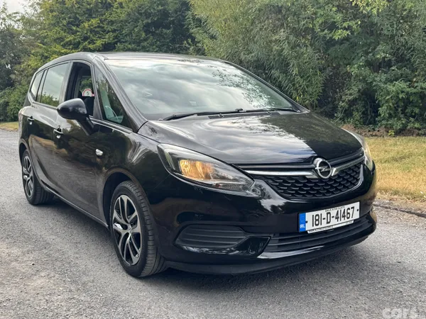 Opel Zafira MPV, Petrol, 2018, Black