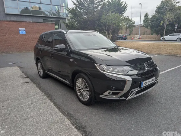 Mitsubishi Outlander SUV, Petrol Plug-in Hybrid, 2020, Black