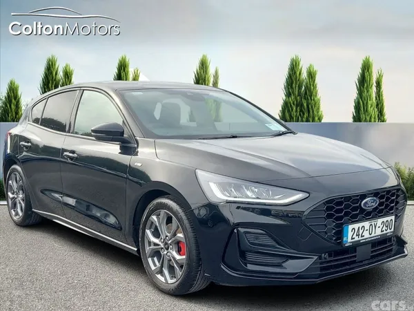 Ford Focus Hatchback, Petrol, 2024, Black