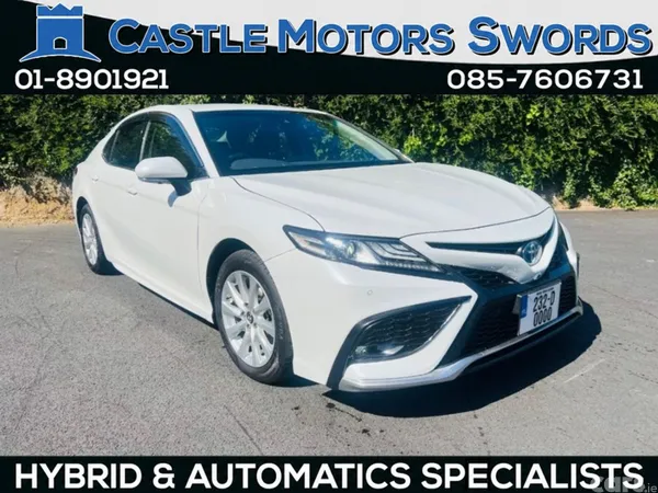Toyota Camry Saloon, Petrol Hybrid, 2023, White