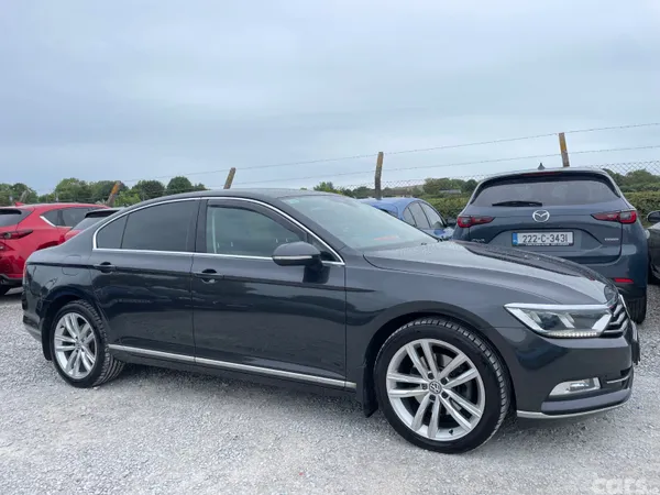 Volkswagen Passat Saloon, Petrol, 2018, Grey