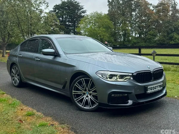 BMW 5-Series Saloon, Petrol Plug-in Hybrid, 2017, Blue