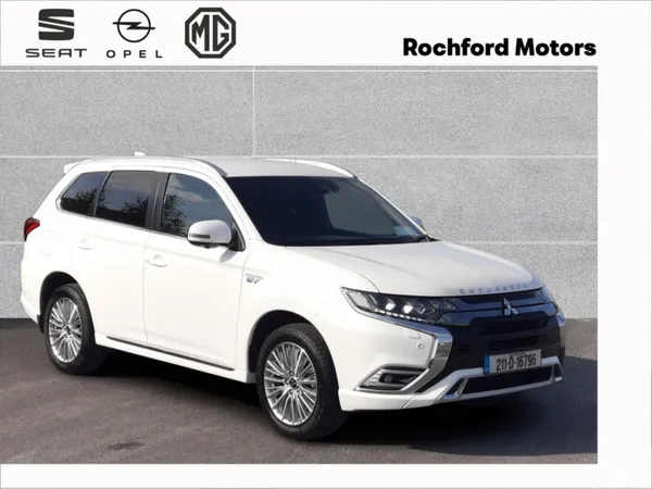Mitsubishi Outlander Estate, Petrol Plug-in Hybrid, 2021, White