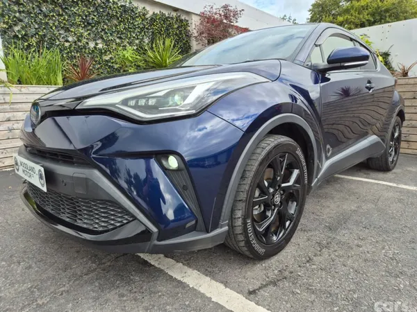 Toyota C-HR SUV, Petrol Hybrid, 2021, Blue