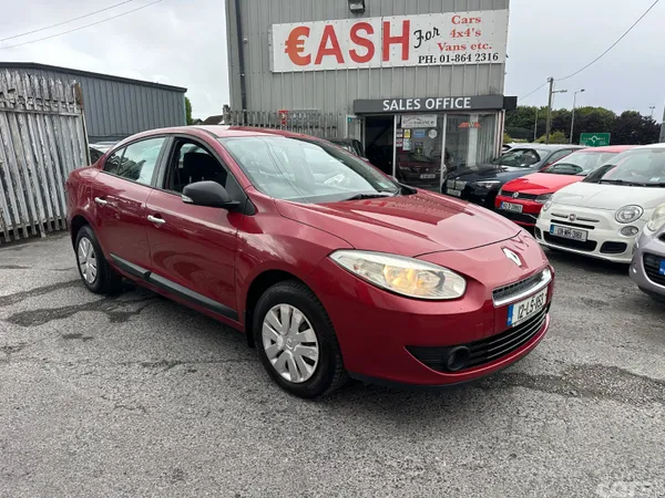 Renault Fluence Saloon, Diesel, 2012, Red