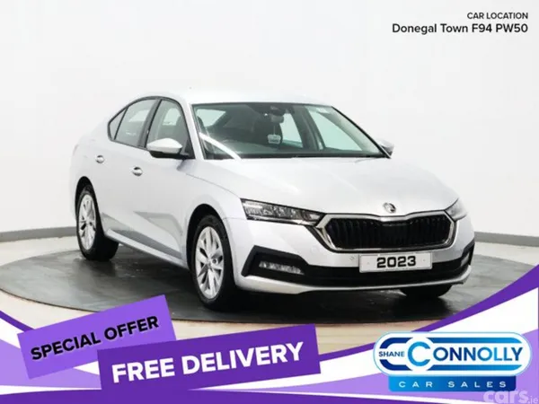 Skoda Octavia Saloon, Diesel, 2023, Grey