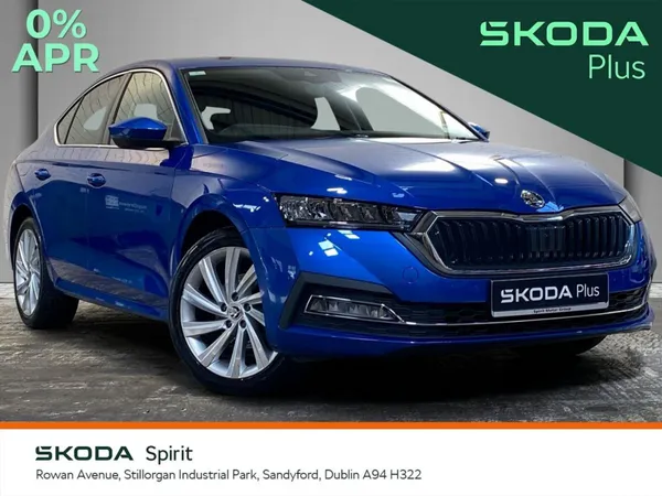 Skoda Octavia Saloon, Petrol, 2023, Blue