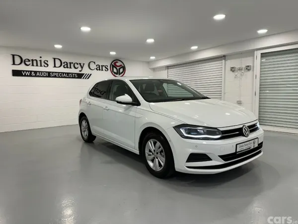 Volkswagen Polo Hatchback, Petrol, 2020, White