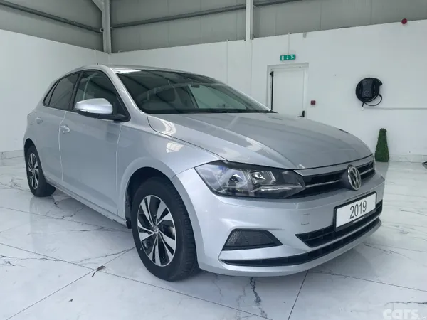 Volkswagen Polo Hatchback, Petrol, 2021, Silver