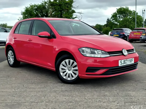 Volkswagen Golf Hatchback, Petrol, 2017, Red