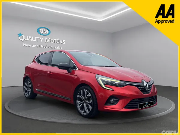 Renault Clio Hatchback, Petrol, 2021, Red