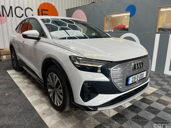 Audi Q4 e-tron SUV, Electric, 2023, White