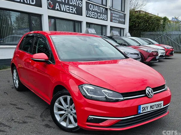 Volkswagen Golf Hatchback, Petrol, 2019, Red