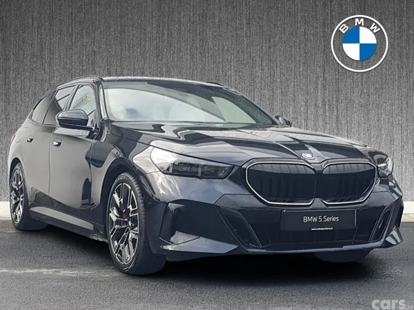 BMW 5-Series Estate, Petrol Plug-in Hybrid, 2026, Black