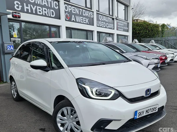 Honda Fit Hatchback, Petrol Hybrid, 2021, White
