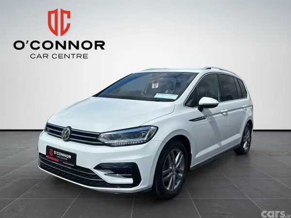 Volkswagen Touran Estate, Petrol, 2017, White