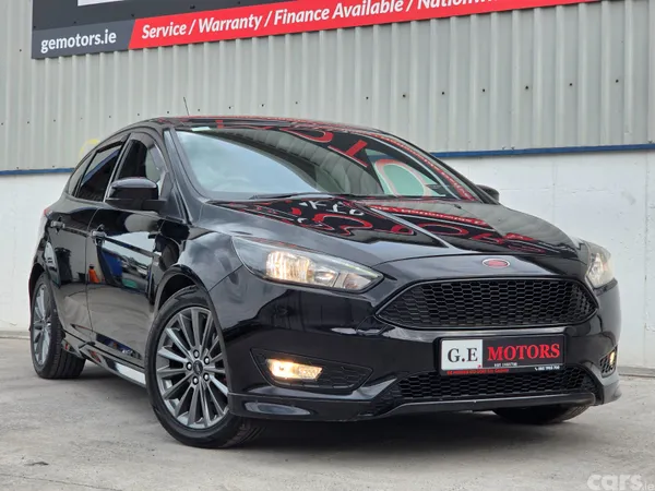 Ford Focus Hatchback, Diesel, 2017, Black