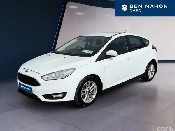 Ford Focus Hatchback, Diesel, 2017, White