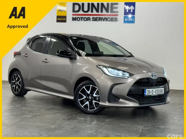 Toyota Yaris Hatchback, Petrol Hybrid, 2021, Grey