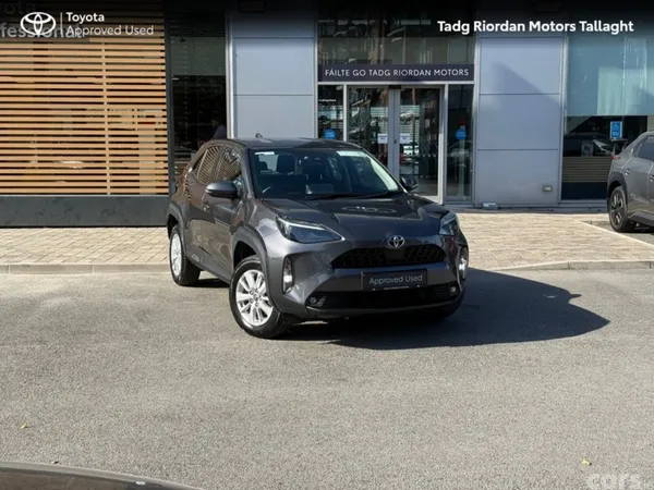 Toyota Yaris Cross Hatchback, Petrol Hybrid, 2023, Grey