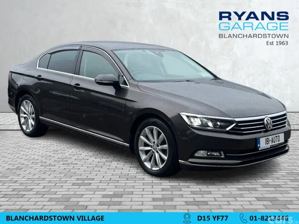 Volkswagen Passat Saloon, Petrol, 2018, Brown