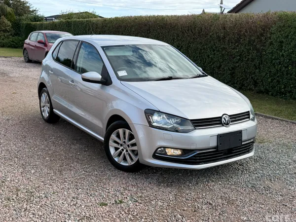 Volkswagen Polo Hatchback, Petrol, 2017, Silver