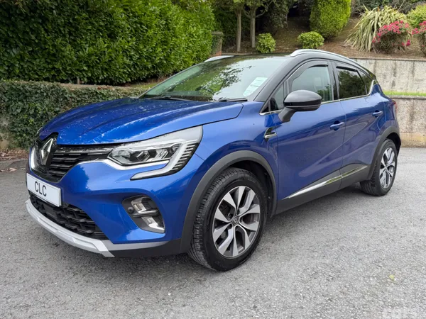Renault Captur Hatchback, Petrol, 2021, Blue