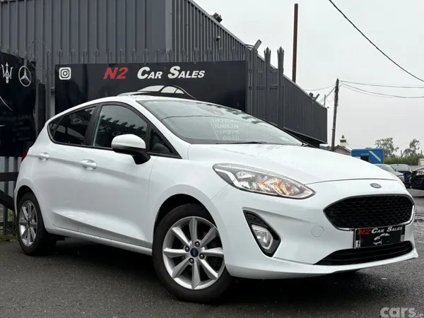 Ford Fiesta Hatchback, Petrol, 2019, White