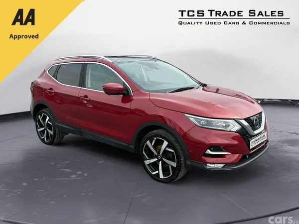 Nissan Qashqai SUV, Diesel, 2018, Red