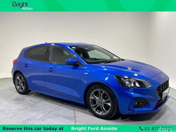 Ford Focus Hatchback, Petrol Hybrid, 2021, Blue