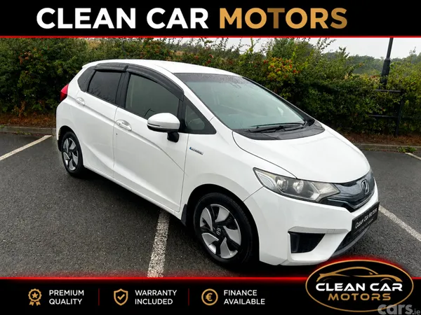 Honda Fit Hatchback, Petrol Hybrid, 2015, White