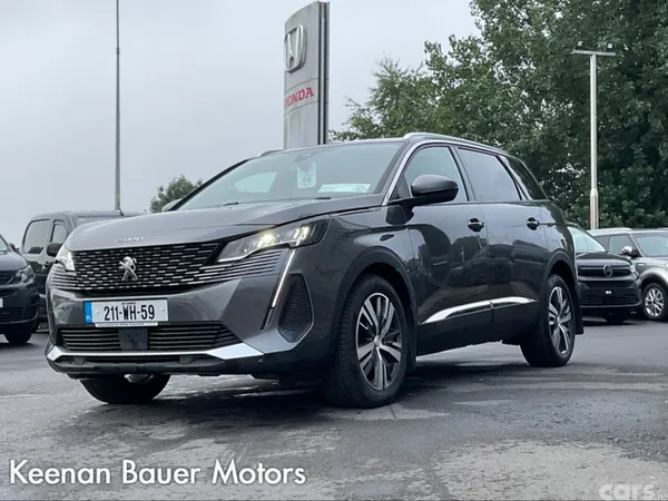 Peugeot 5008 MPV, Diesel, 2021, Grey