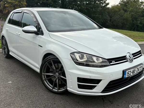 Volkswagen Golf Hatchback, Petrol, 2015, White
