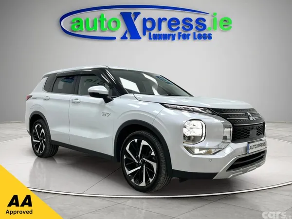 Mitsubishi Outlander SUV, Petrol Plug-in Hybrid, 2021, White