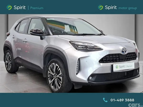 Toyota Yaris Cross Hatchback, Petrol Hybrid, 2024, Grey