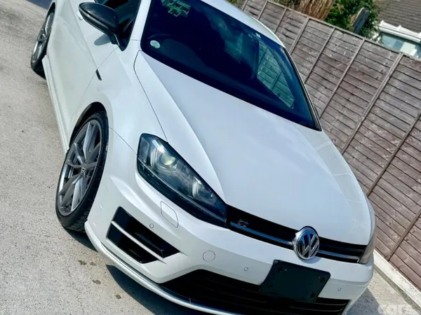 Volkswagen Golf Hatchback, Petrol, 2017, White