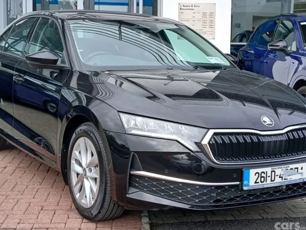 Skoda Octavia Saloon, Diesel, 2026, Black
