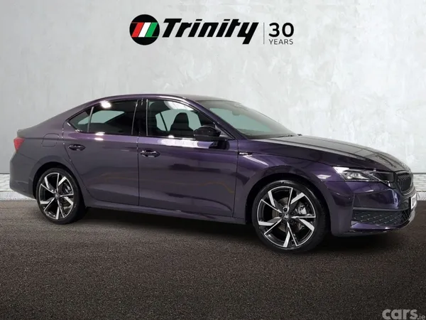 Skoda Octavia Saloon, Diesel, 2027, Purple