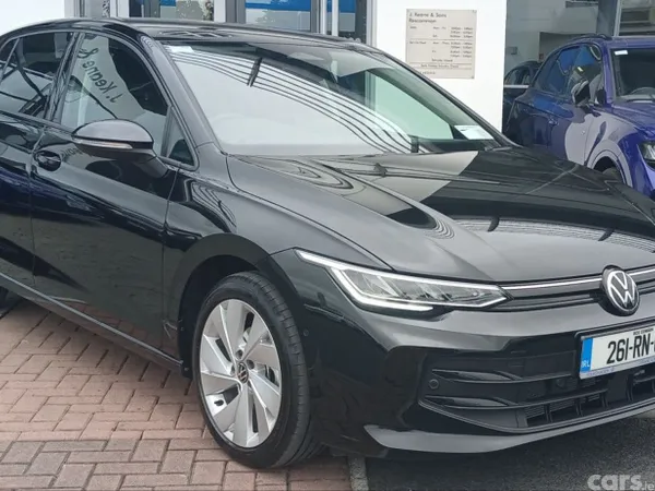 Volkswagen Golf Estate, Petrol, 2026, Black