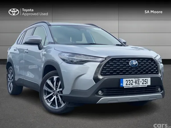Toyota Corolla Cross Hatchback, Petrol Hybrid, 2023, Silver