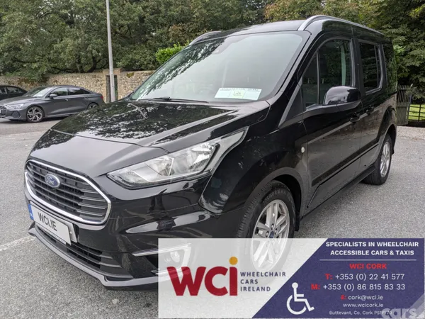 Ford Tourneo Connect MPV, Diesel, 2021, Black